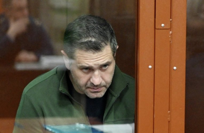 Дмитрий Поляков и Олег Поляков из &laquo;Петона&raquo; празднуют победу над контролером