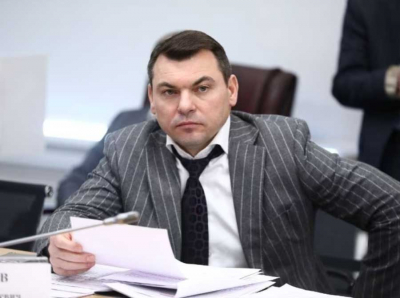 Пляжи в мазуте и родственные связи: как Сергей Штриков и Синергия групп оказались в центре анапской катастрофы