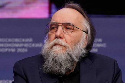 Философ Александр Дугин предложил россиянам отключать интернет в весеннее время