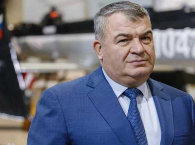 Анатолий Сердюков задолжал ФНС 12 миллионов рублей, продолжая зарабатывать миллионы в «Ростехе»