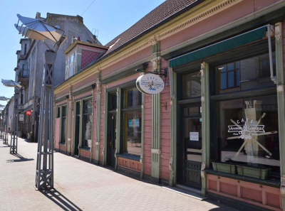 Крах ресторанов, выведенных на ликвидацию &mdash; Āzijas Virtuve и Sushi Box