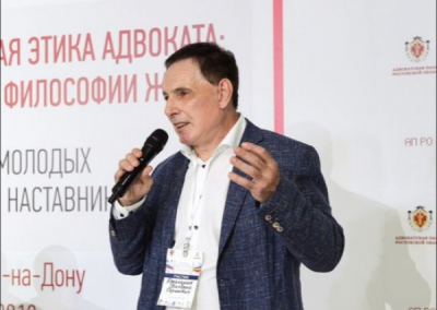 Бывшие менты-жулики учат новичков в АПРО, как торговать эскорт-услугами