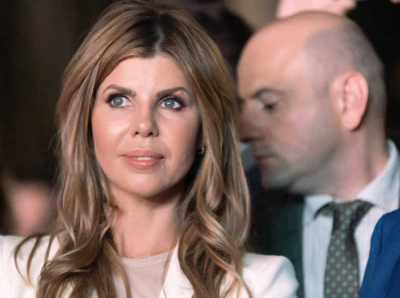 Коррупционный груз Евгении Уваркиной. Сможет ли скандальный сенатор стать губернатором