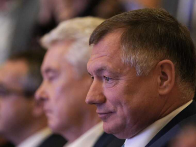 Стройка для своих, или щедрый подарок Сергея Собянина