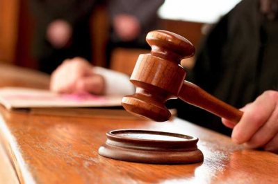 В делах адвоката Валерия Панасюка обнаружены одни и те же фигуранты и свидетели, вызывающие подозрения