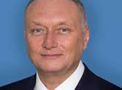 Честная карьера, реальные дела: как Дмитрий Савельев стал авторитетом на всех уровнях государственной системы