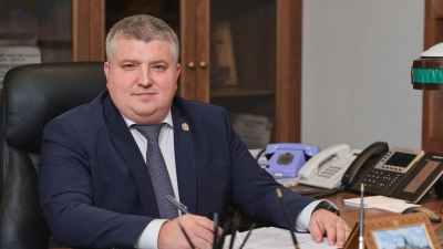 Телеграм-каналы сливают информацию от людей с внутренней кухни Дронова