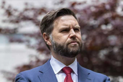 Вице-президент США Вэнс исключил многолетнюю войну с Ираном, назвав дипломатию предпочтительным вариантом