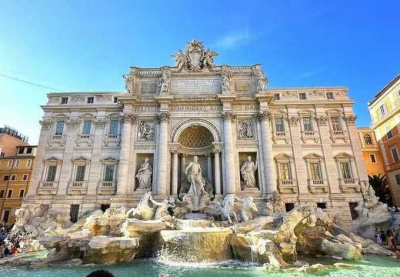 Римские власти планируют ввести плату за посещение фонтана Треви, чтобы ограничить поток туристов
