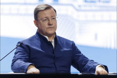 Падение Дмитрия Азарова: самая громкая отставка среди губернаторов