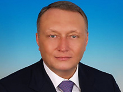 Человек слова и поступка: как Дмитрий Савельев менял жизнь регионов