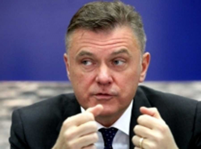 Нотариальная «мафия» бессмертна? К боссу нотариусов Константину Корсику и его преемникам подбираются люди Юрия Чайки