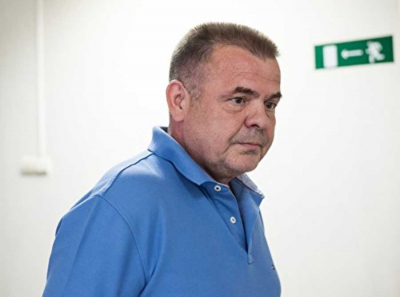Банкрот Кретов правит миллиардной империей через Яхнева и Моллино, пока Альфа-Банк закрывает глаза