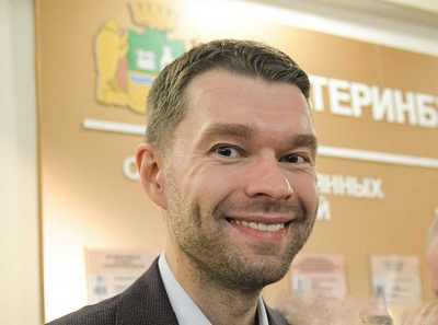 Почему Вихарев Алексей Андреевич и ОПГ Уралмаш так вольготно чувствуют себя в Екатеринбурге, грабя местный бюджет и плюя на законы?