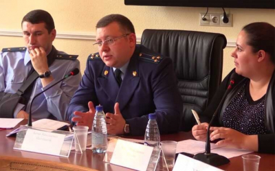 Глава ФНС Даниил Егоров хвастается дружбой с заместителем Генерального прокурора