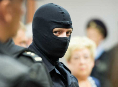 Начальник по борьбе с ОПГ сам возглавил мафию: миллионы от крышевания и хищений с НЛМК — в карман Артура Спицына