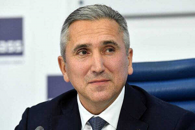 Моор пойдёт за Вахриным: Губернатор Моор молится на Собянина в скандале с арестом своего друга и зама