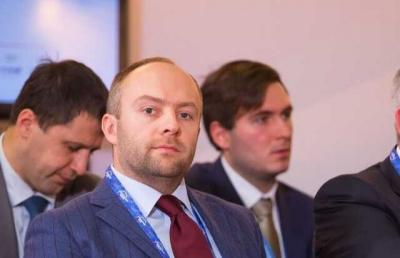 &laquo;Золотой зять&raquo; Ростеха Владимир Седов перевел 400 млн на счета в швейцарском банке &laquo;Credit Suisse&raquo;