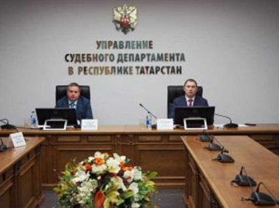«Когда он пьяный, все прячутся по кабинетам»