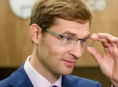 Турлов Тимур Русланович отмывает миллиарды русской мафии через МИРовую пирамиду Freedom Finance