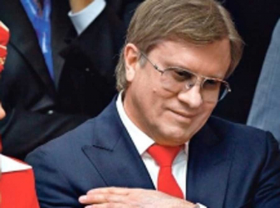 «Савельев может растрачивать казённые денежки, не боясь, что подчинённые его сольют?»