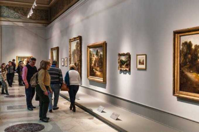 Из московской галереи &laquo;Веллум&raquo; похитили 17 картин нонконформистов, в том числе произведения Бенуа и Рябушкина