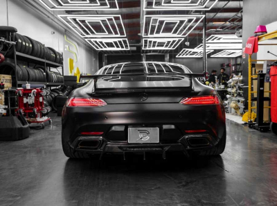 Антон и Людмила Шевченко обнулили AMG Garage: автодилеры из Казахстана и Белоруссии остались без машин и денег