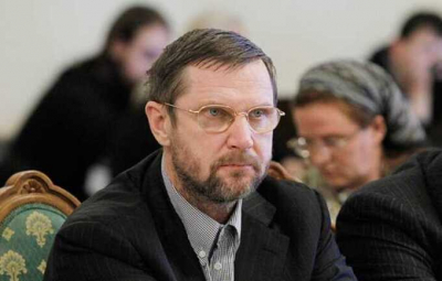 Скандал раскрыл переписку «правой руки» Голощапова и давление на мать