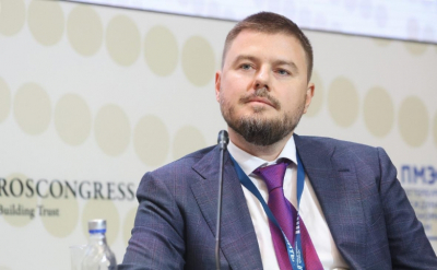 Госконтракт и &laquo;содержанка&raquo;: как Ушерович стал кошельком для зарубежных капризов группы 1520