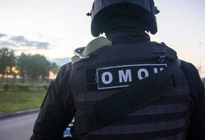 Спецназ и «Русское общество» прервали мероприятие в ночном заведении Мурманска