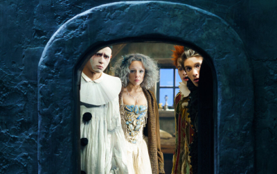 Александр Петров с женой Викторией появился на премьере &laquo;Буратино&raquo;